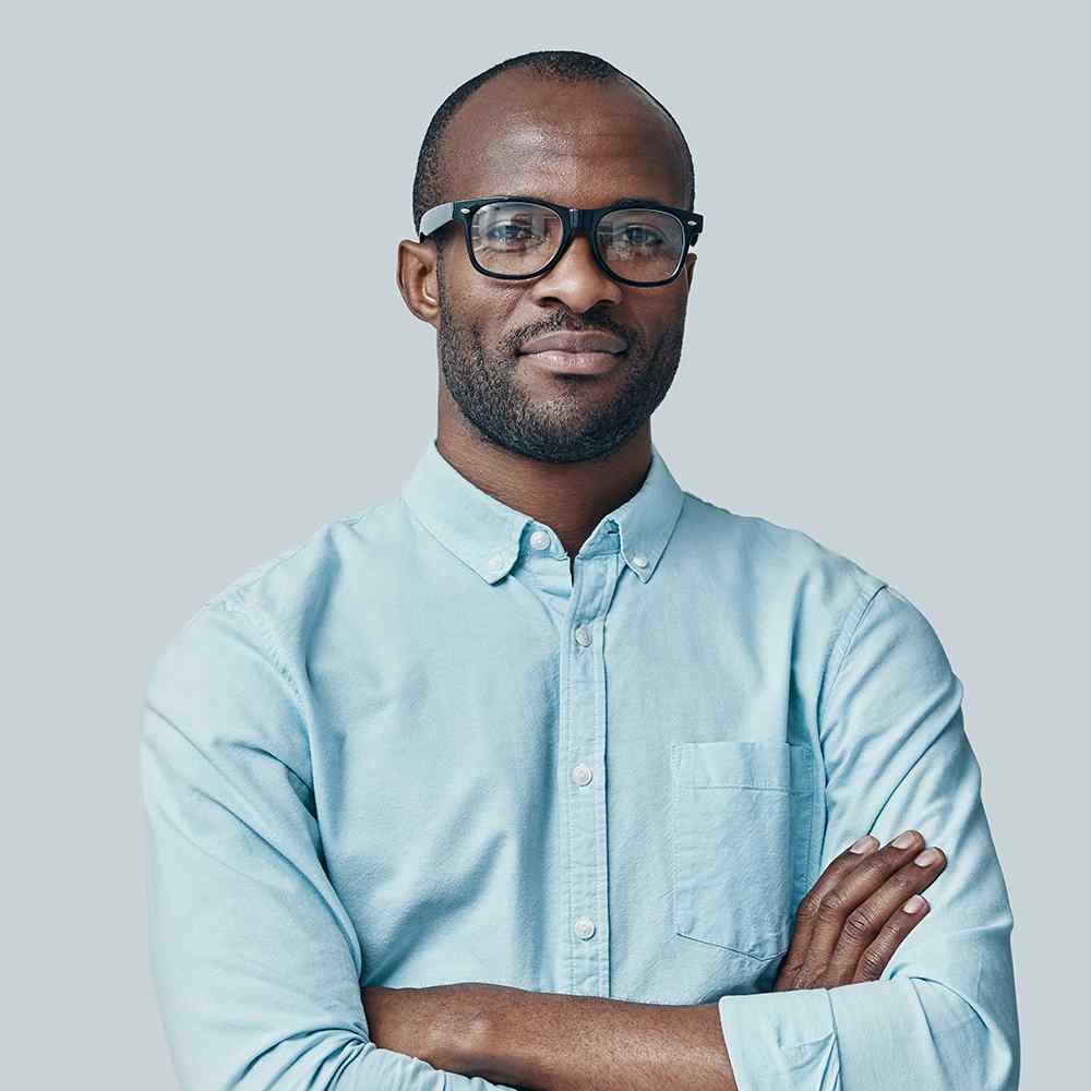 https://artfoliosaudi.com/wp-content/uploads/2019/02/team_03.jpg